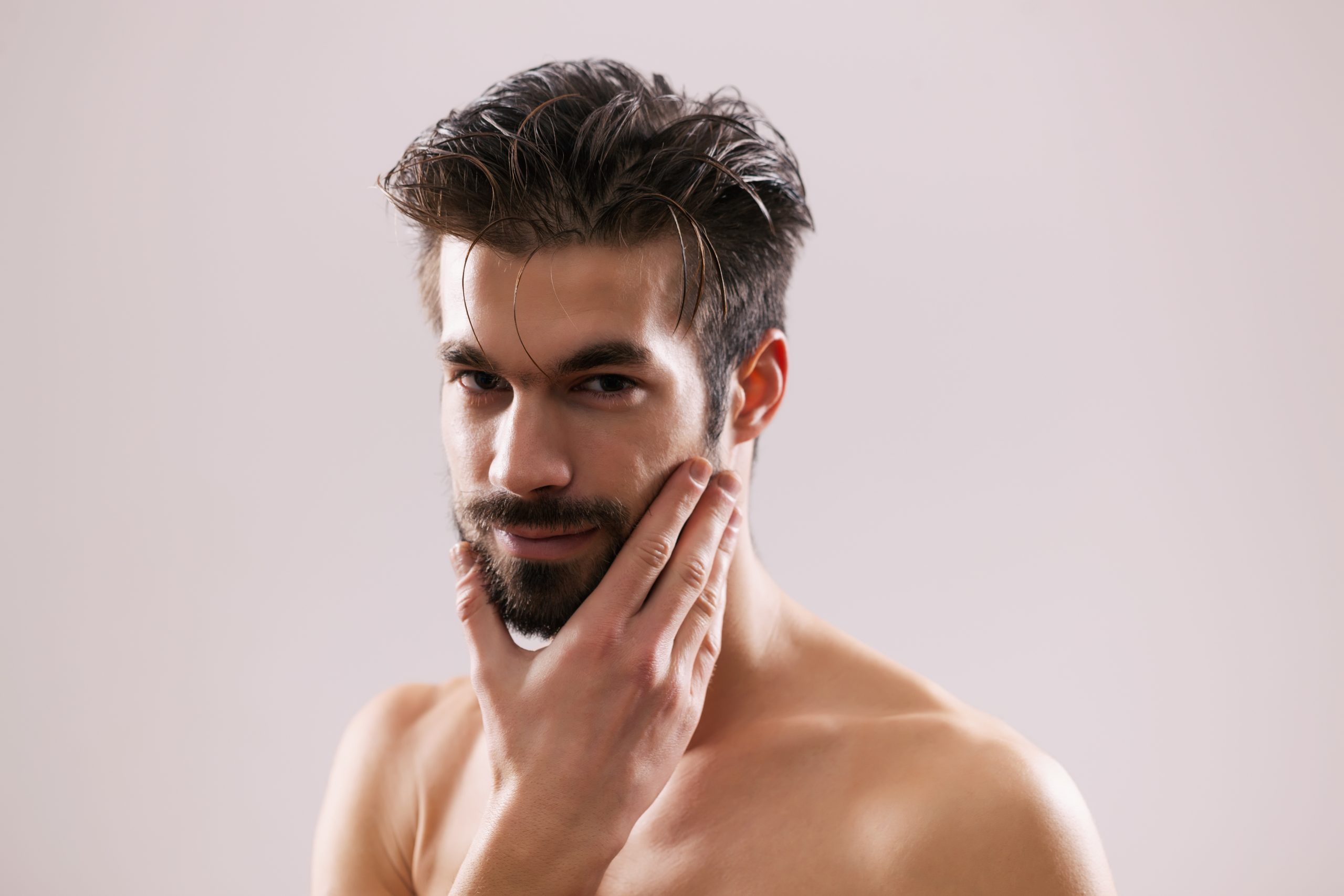 Co wchodzi w zakres systematycznej pielęgnacji brody?