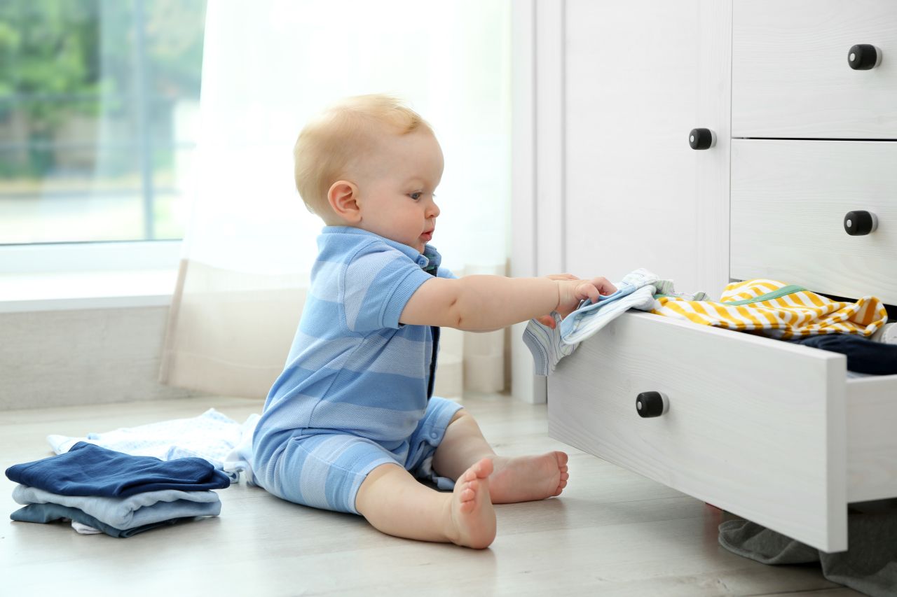 Jak wykonać wiosenny przegląd szafy swojego dziecka?