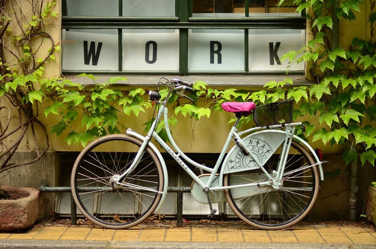 Parkingi rowerowe – w jakich miejscach mogą okazać się niezbędne?